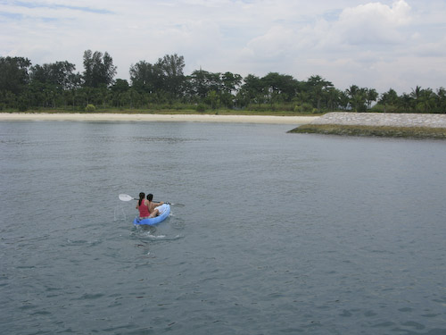 IMG_1410 - Wayne and Ailin off in the Kayak